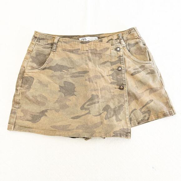 Zara Assymetrical Front Panel Camouflage Printed Skirt Short Size M - Picture 1 of 5